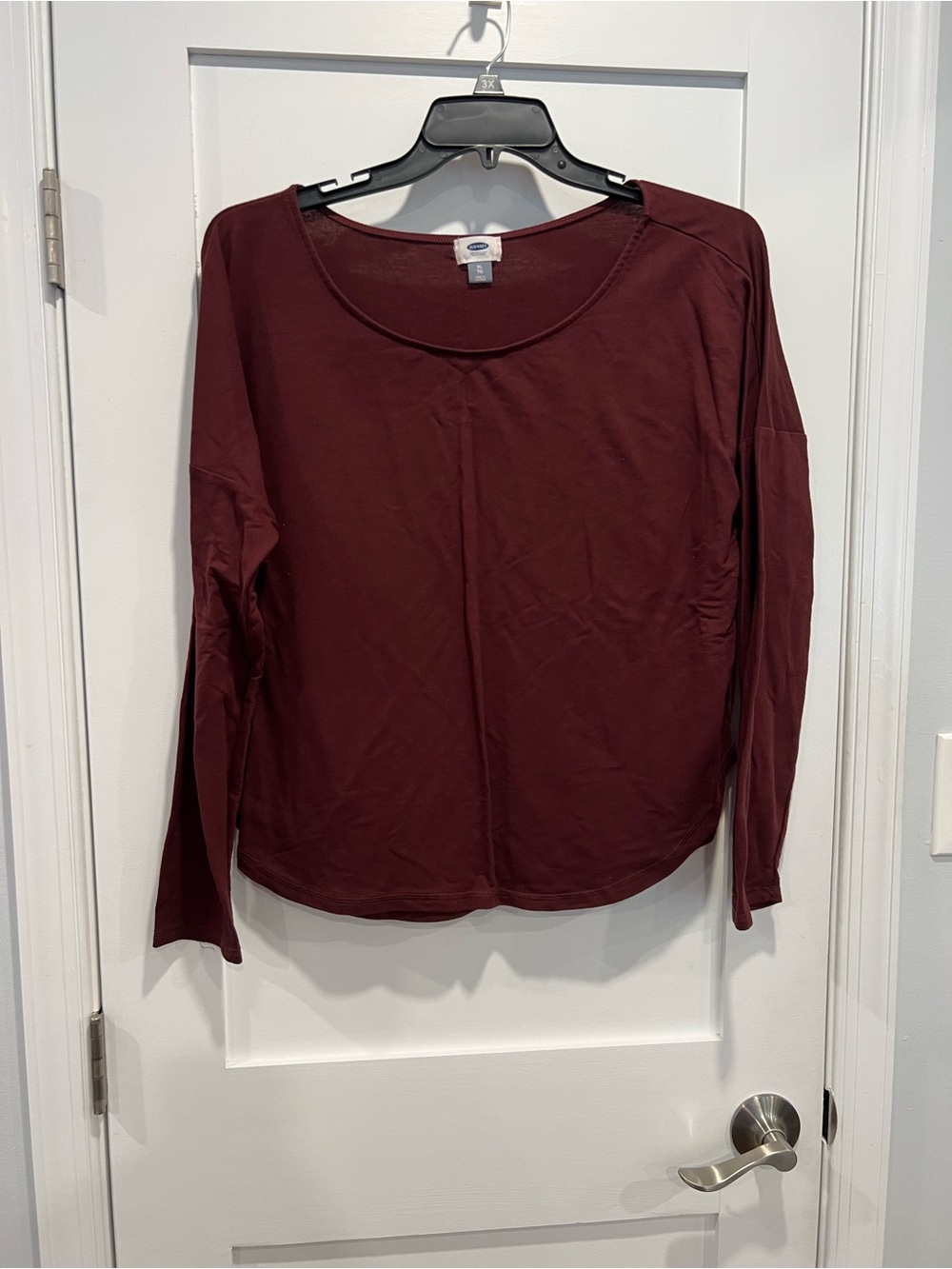 Old Navy Long Sleeve Scoop Neck Top - Wine